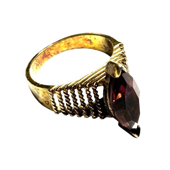 Vintage Cocktail Ring textured gold band purple marquise center stone Size 7 - Picture 1 of 8